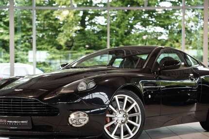 Aston Martin Vanquish