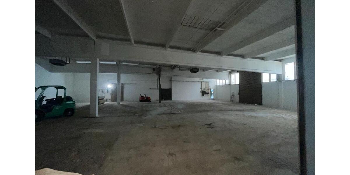 Lagerhalle mit eigener Zufahrt und Laderampe zu vermieten zimmer