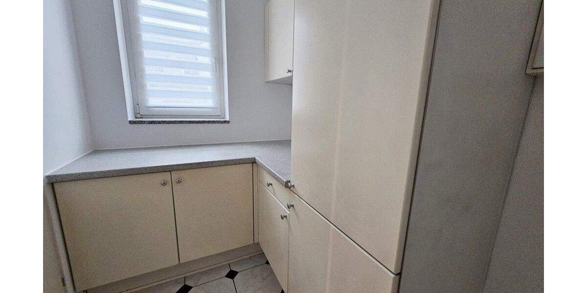 Etagenwohnung Solingen Ohligs-Aufderhöhe - 3 Zimmer, 117 m&sup2;, 1.400&euro; | Angebot:23100252