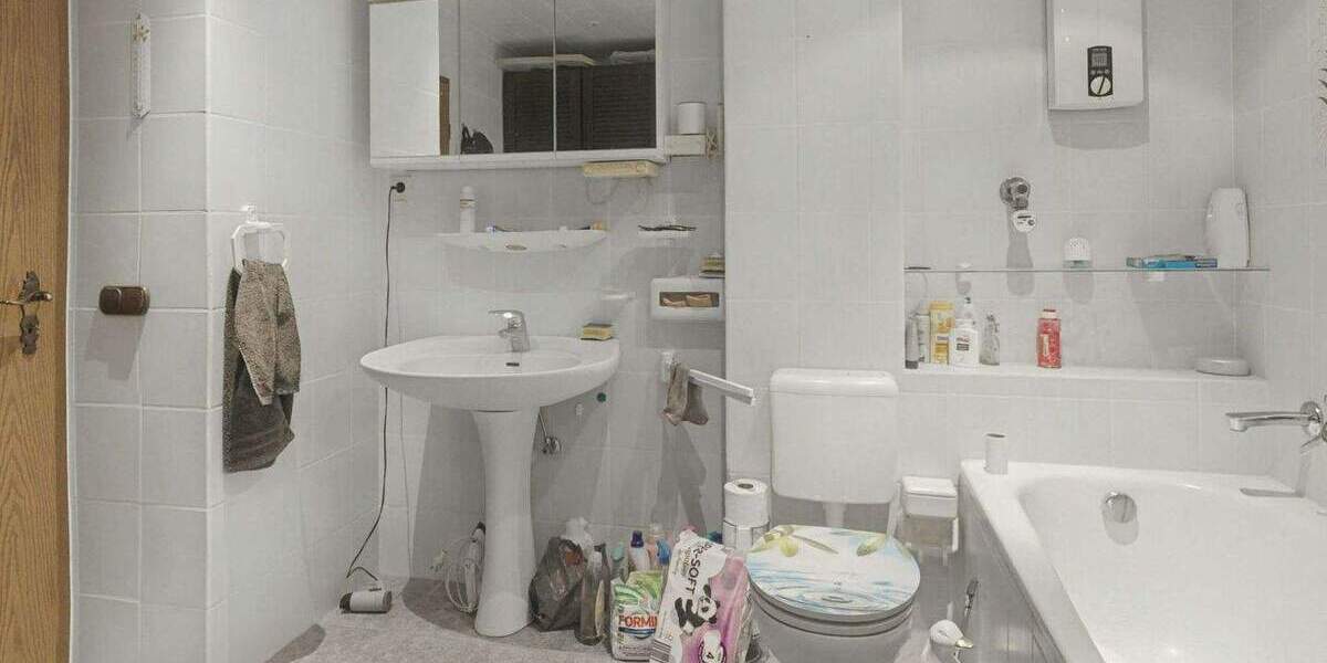 Bezugsfreie 1-Zimmer-Wohnung mit Balkon & Stellplatz in Leverkusen-Lützenkirchen 1 zimmer