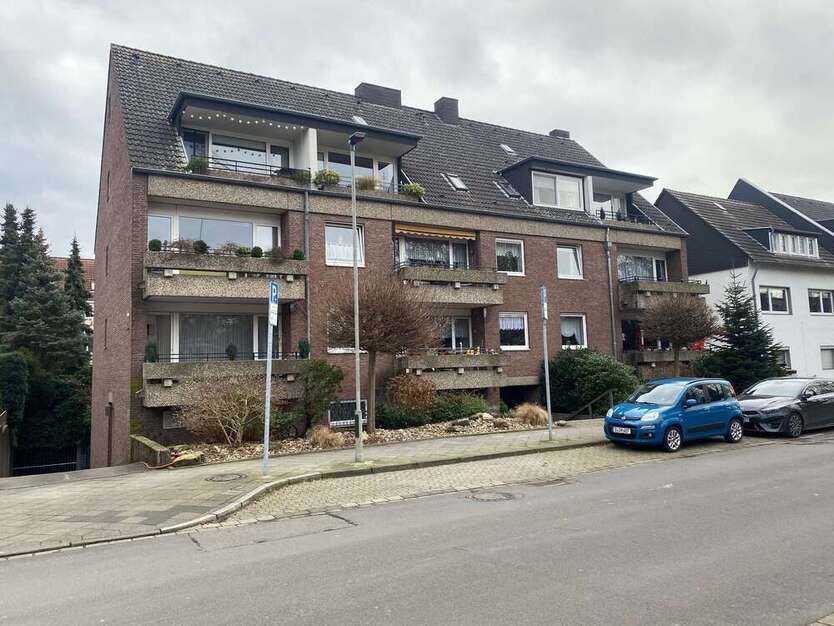 Haus zum Kaufen in Düsseldorf 1.899.000 € 670.46 m²