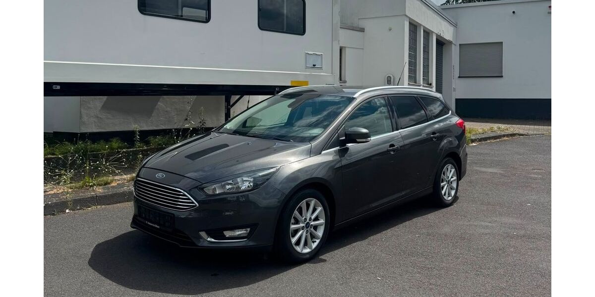 Ford Focus 117.000 km 6.990 &euro; Bergisch Gladbach 51469