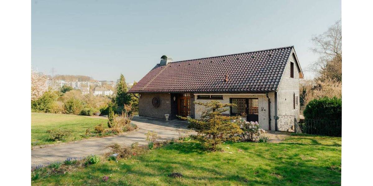 Einfamilienhaus Remscheid Süd - 7 Zimmer, 140 m&sup2;, 449.000&euro; | Angebot:26307270