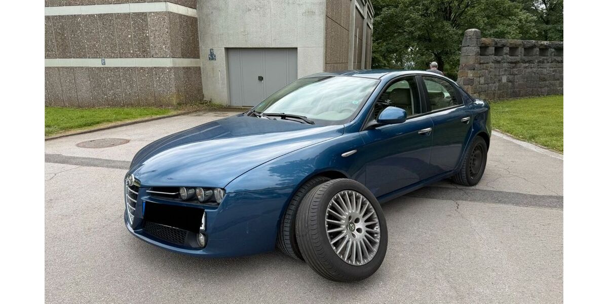 Alfa Romeo 159 213.000 km 1.499 &euro; Remscheid 42853