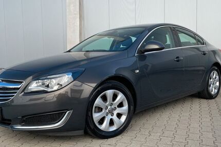 Opel Insignia 120.000 km 7.700 &euro; Düsseldorf 40231