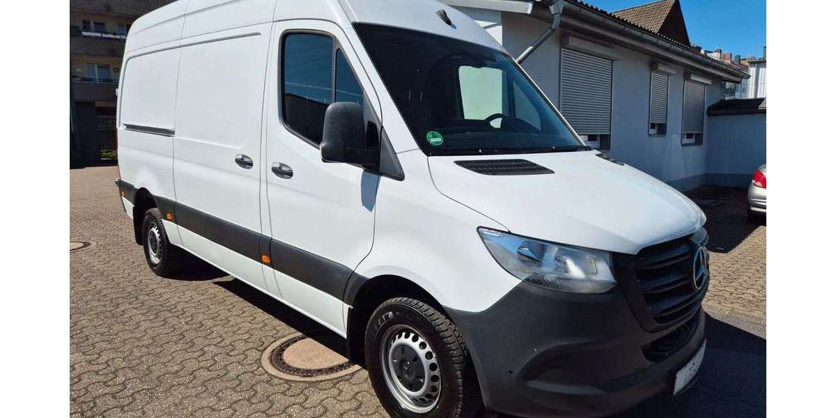 Mercedes-Benz Sprinter 298.000 km 15.469 &euro; Düsseldorf 40591