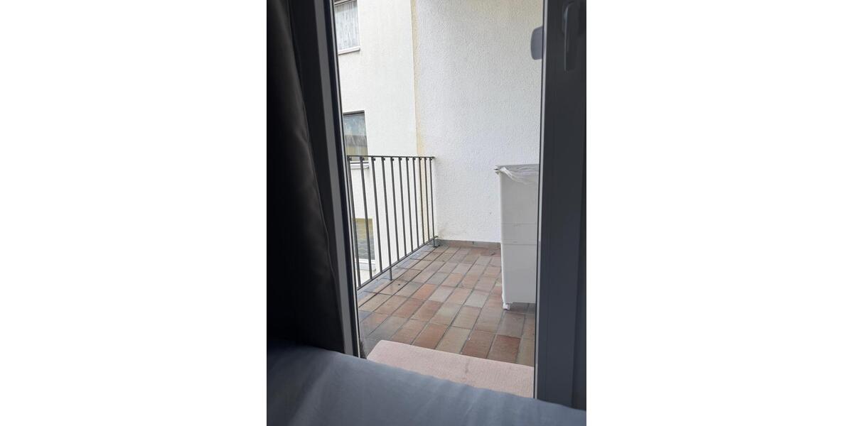 Zentrale 2-Zimmer-Wohnung (60 m²) mit EBK – 700 € warm 2 zimmer