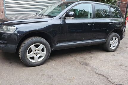 VW Touareg 370.252 km 1.350 &euro; Wuppertal 42285