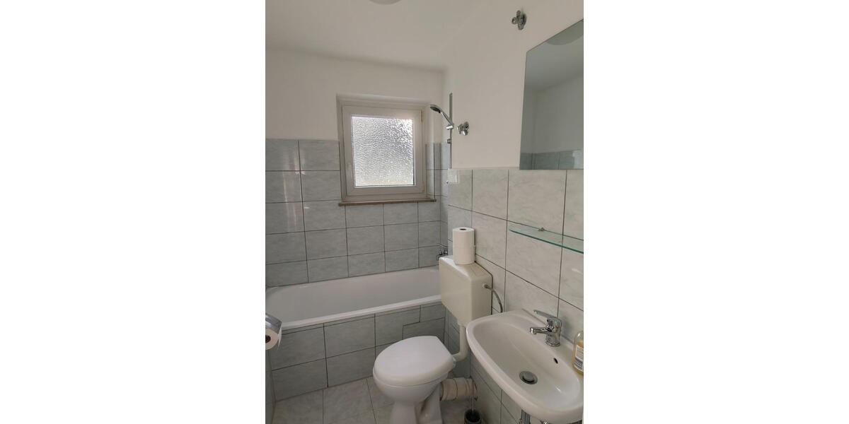 Helle, gut geschnittene Souterrain 1 ZI. Whg. in SG-Widdert 1 zimmer