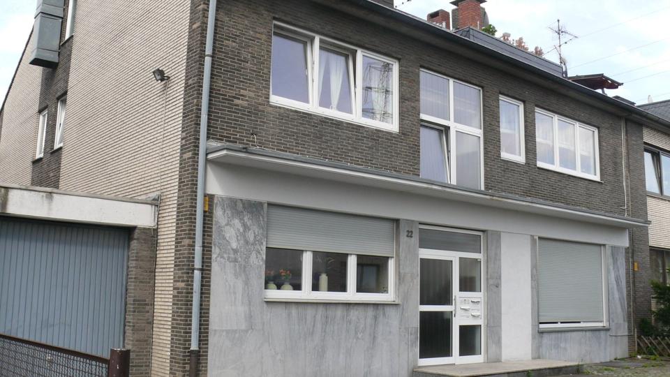 Erdgeschoßwohnung Düsseldorf Stadtbezirk 8 - 3 Zimmer, 100 m&sup2;, 1.400&euro; | Angebot:25658412