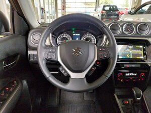 Suzuki Vitara 1.5 Hybrid Comfort+ 4x4 Kam ACC SHZ 3.315 km 23.990 &euro; HAAN 42781
