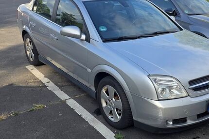Opel Vectra 197.000 km 1.299 &euro; Leverkusen 51371