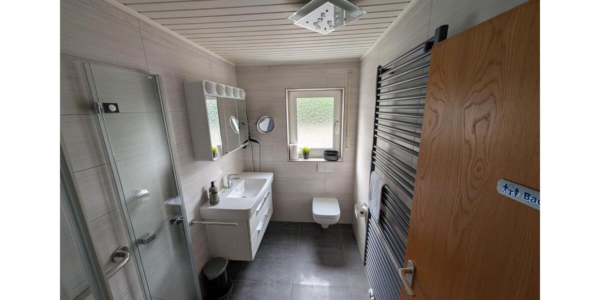 Erdgeschoßwohnung Leverkusen Bergisch Neukirchen - 3 Zimmer, 88 m&sup2;, 1.550&euro; | Angebot:26238274