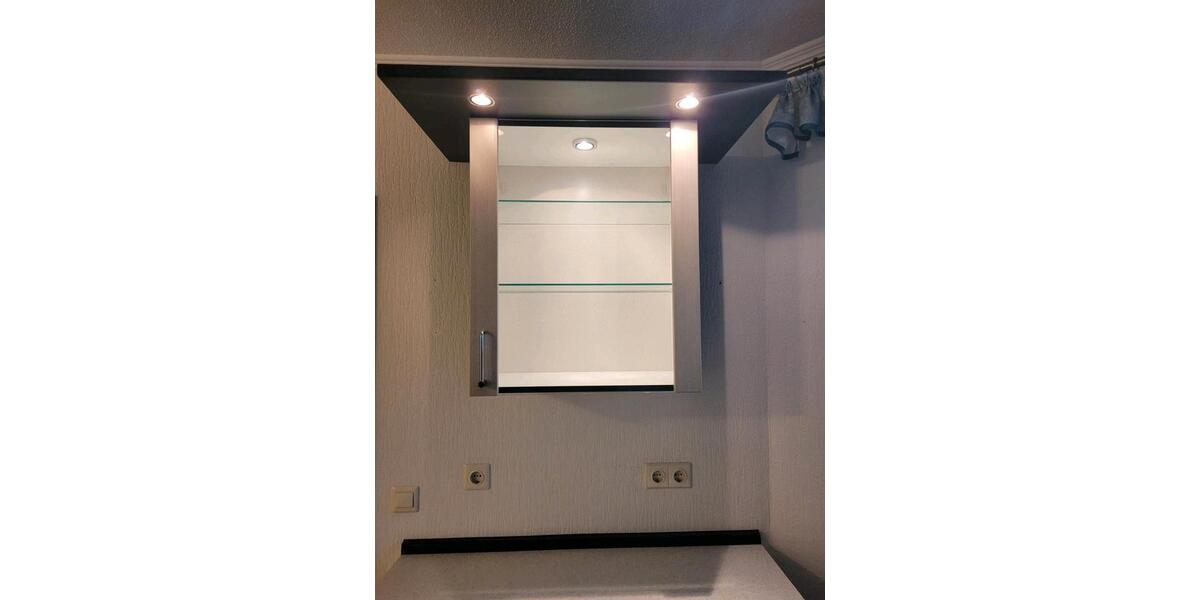 Helle, zentrale Eigentumswohnung mit Aufzug 2 zimmer