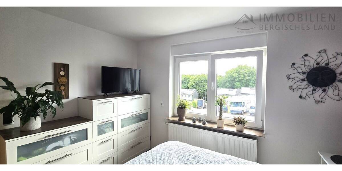 Reihenendhaus Hückeswagen Innenstadt - 4 Zimmer, 110 m&sup2;, 325.000&euro; | Angebot:25675573