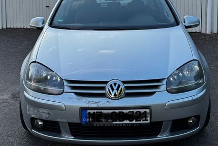 VW Golf 217.000 km 2.200 &euro; Wuppertal 42117