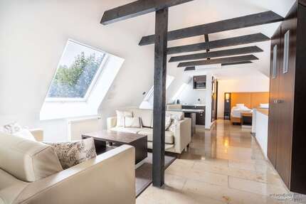 Wohnung Düsseldorf Stadtmitte - 2 Zimmer, 55 m&sup2;, 1.190&euro; | Angebot:25457526