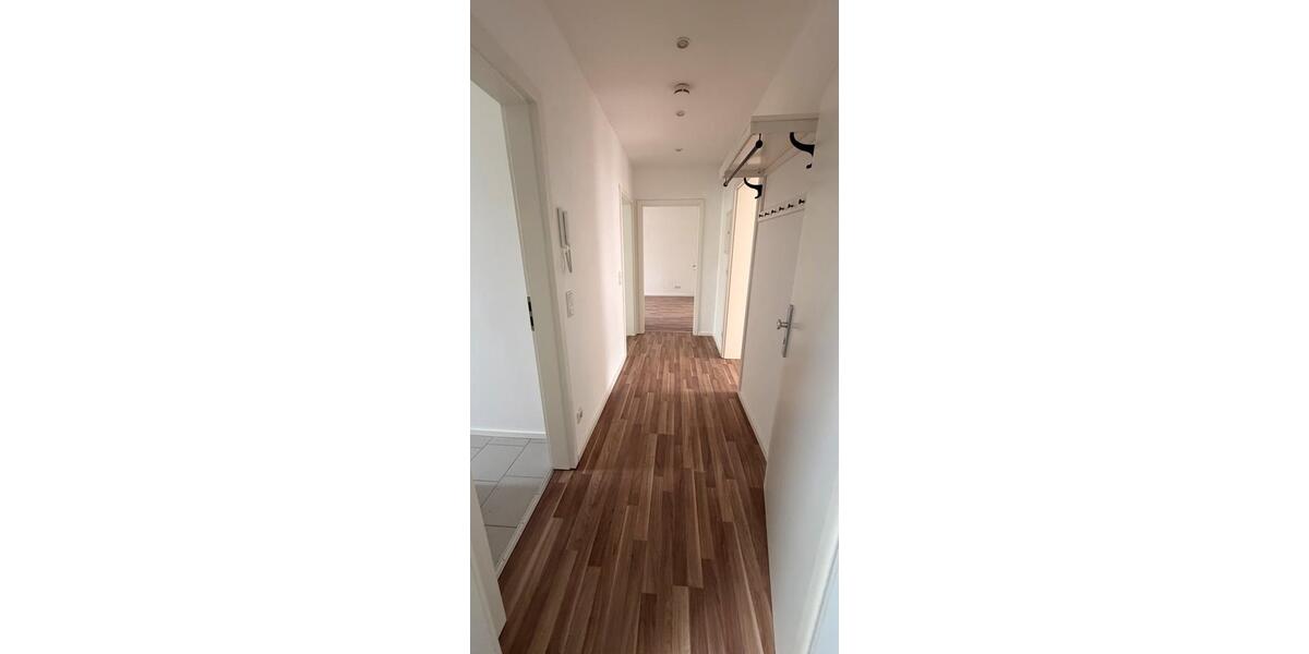Etagenwohnung Düsseldorf Oberbilk - 2 Zimmer, 61 m&sup2;, 820&euro; | Angebot:26415625