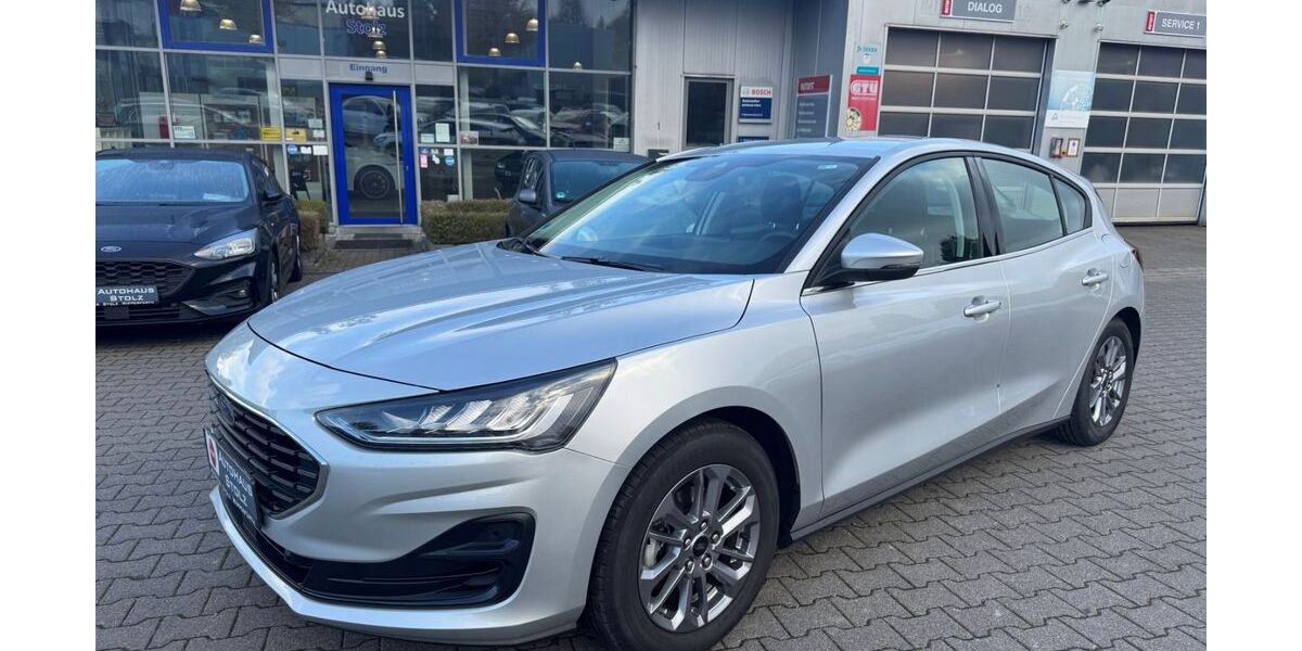 Ford Focus 26.291 km 16.999 &euro; Wipperfürth 51688