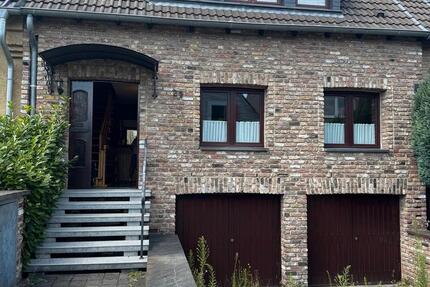 2-Fam-Haus, Düsseldorf-Unterrath, 2 Garagen Keller Garten Sackg