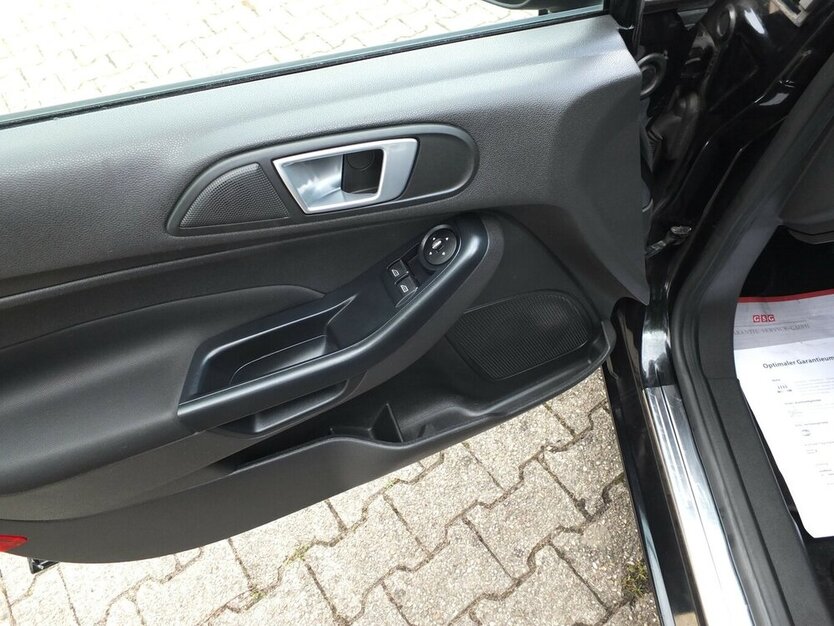 Ford Fiesta SYNC EDITION COOL&SOUND START-STOP 98.755 km 6.708 € Köln 50858