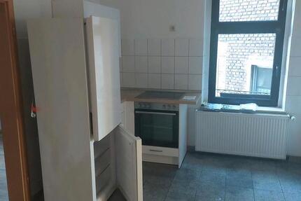 Wohnung in zentraler Lage . inkl. Einbauküche, Keller. 1 zimmer