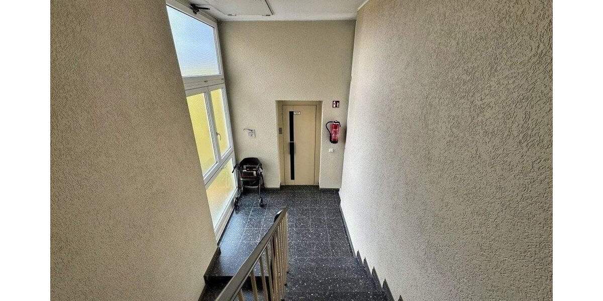 3-Zimmer-Wohnung mit Traum-Ausblick in Bergisch Gladbach-Refrath 3 zimmer