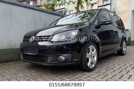 VW Touran 211.800 km 7.798 &euro; Remscheid 42859