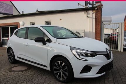Renault Clio 15.865 km 13.690 € Hilden bei Düsseldorf 40721