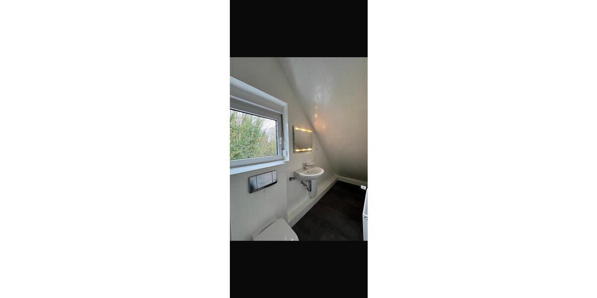 —Wohnen im gelben Haus — schöne 2 Zimmerwohnung 2 zimmer