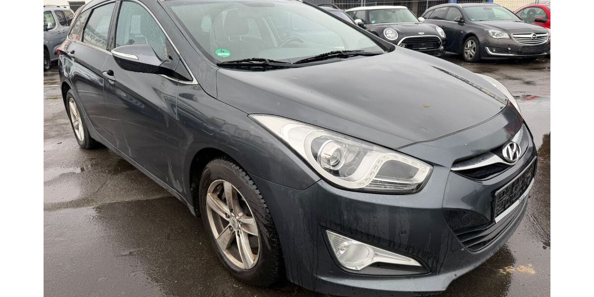 Hyundai i40 202.219 km 2.490 &euro; wuppertal 42285
