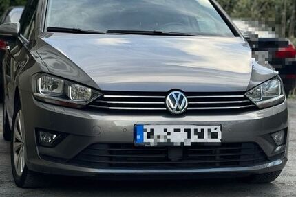 VW Golf Sportsvan 65.000 km 15.900 &euro; Wuppertal 42329