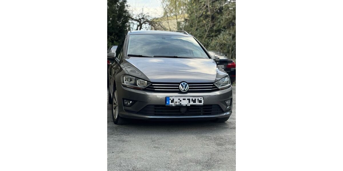 VW Golf Sportsvan 65.000 km 15.900 &euro; Wuppertal 42329