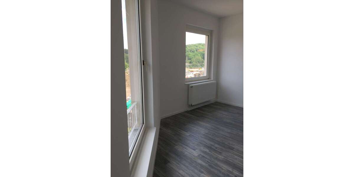 Etagenwohnung Düsseldorf Rath - 2 Zimmer, 64 m&sup2;, 630&euro; | Angebot:25810539