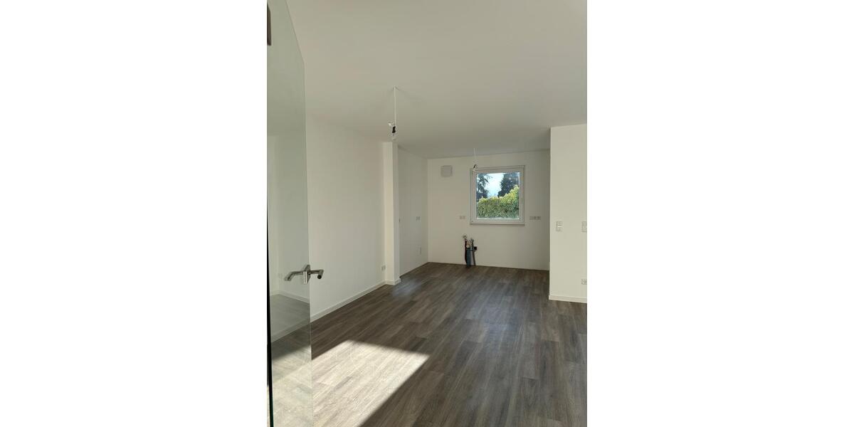 Neubauwohnung 100 qm 3Zi mit großem Balkon in Solingen-Höhscheid 3 zimmer