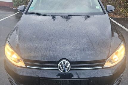 VW Golf 32.268 km 12.000 &euro; Bergisch Gladbach 51465