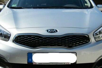 Kia ceed Sportswagon 64.000 km 13.999 € Leverkusen 51381