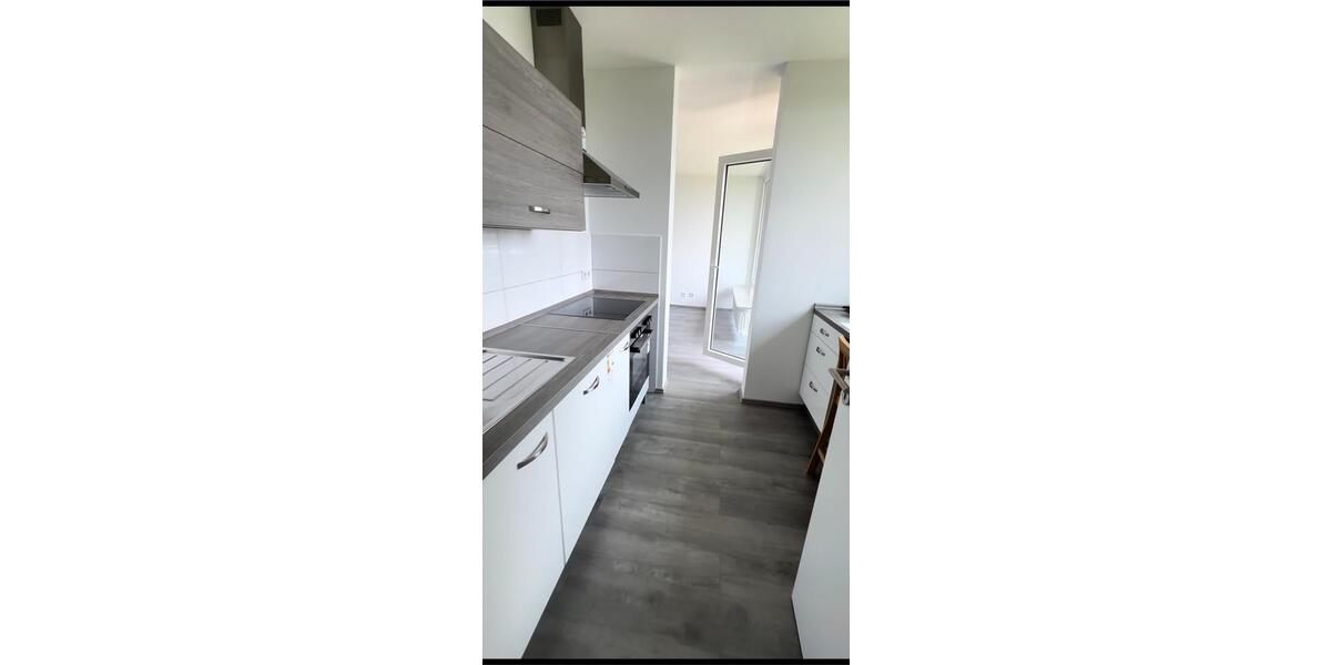 1,5 Zimmer Wohnung mit Balkon, Aufzug, TG Erkrath Unterfeldhaus 1.5 zimmer