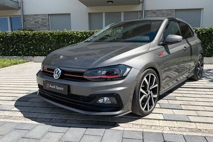 VW Polo 121.000 km 15.990 &euro; Düsseldorf 40472
