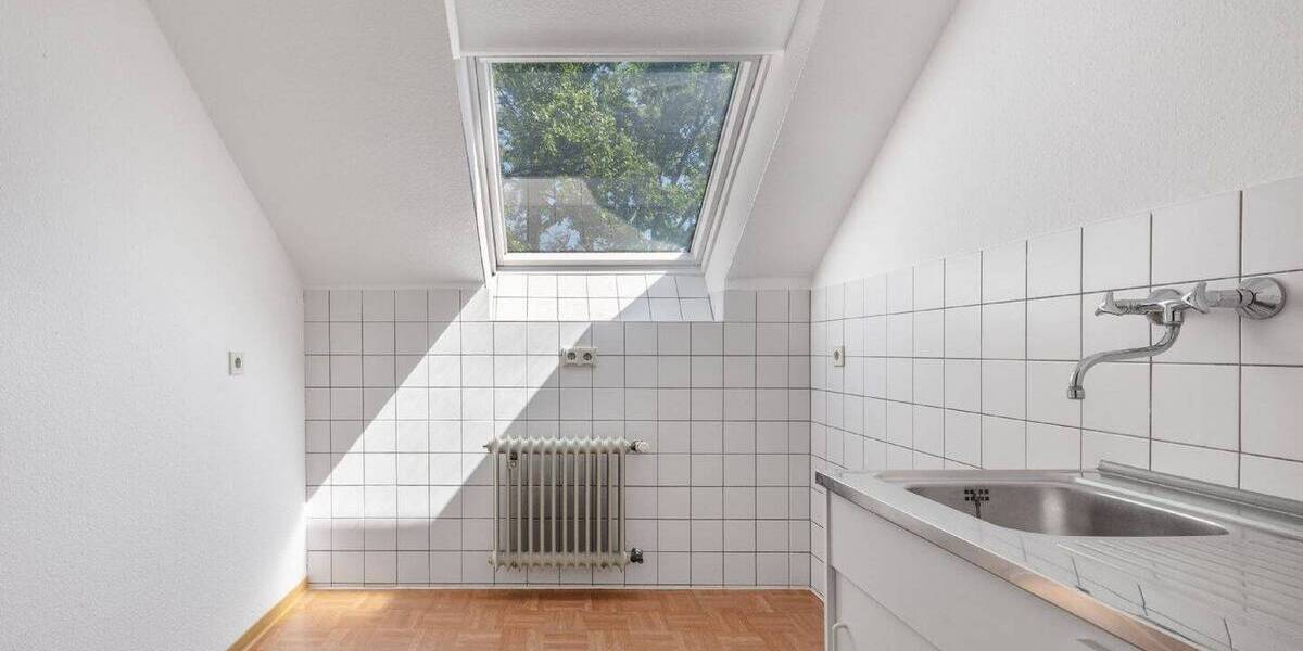 Freistehendes 185 m2 Ein- oder Zweifamilienhaus in Massivbauweise 6 zimmer