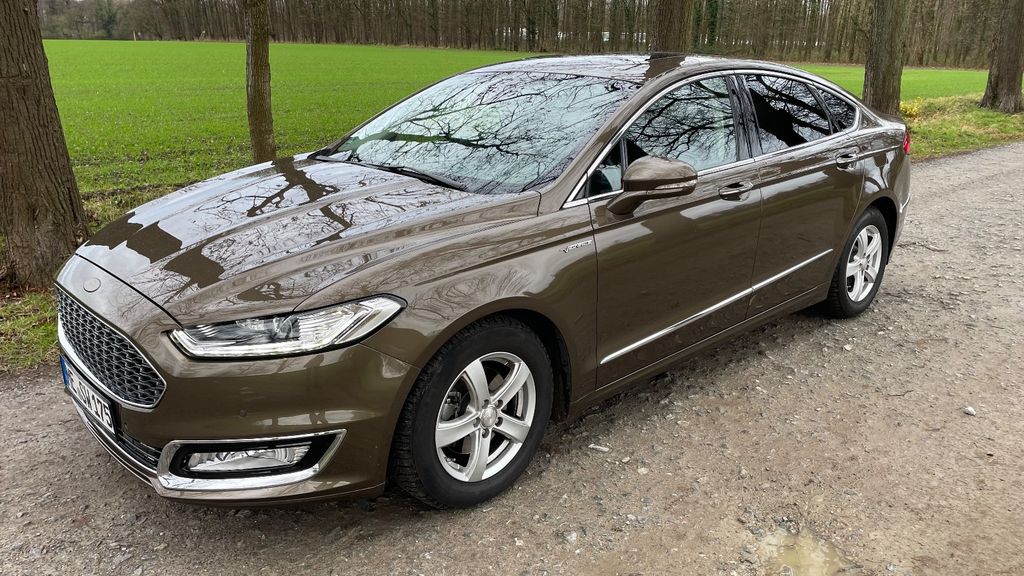 Ford Mondeo 122.380 km 11.900 &euro; Ratingen 40885