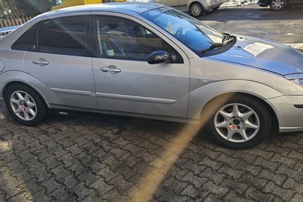 Ford Focus 206.000 km 3.500 € Lüdenscheid 58507