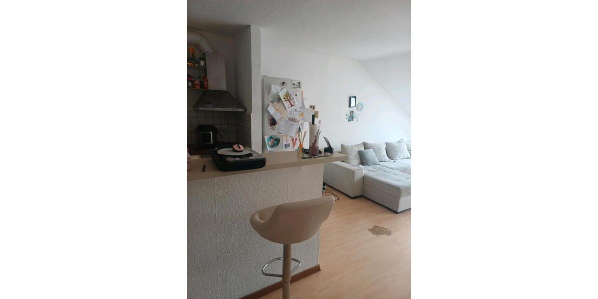 Dachgeschoßwohnung Mettmann - 3 Zimmer, 68 m&sup2;, 1.000&euro; | Angebot:26237010
