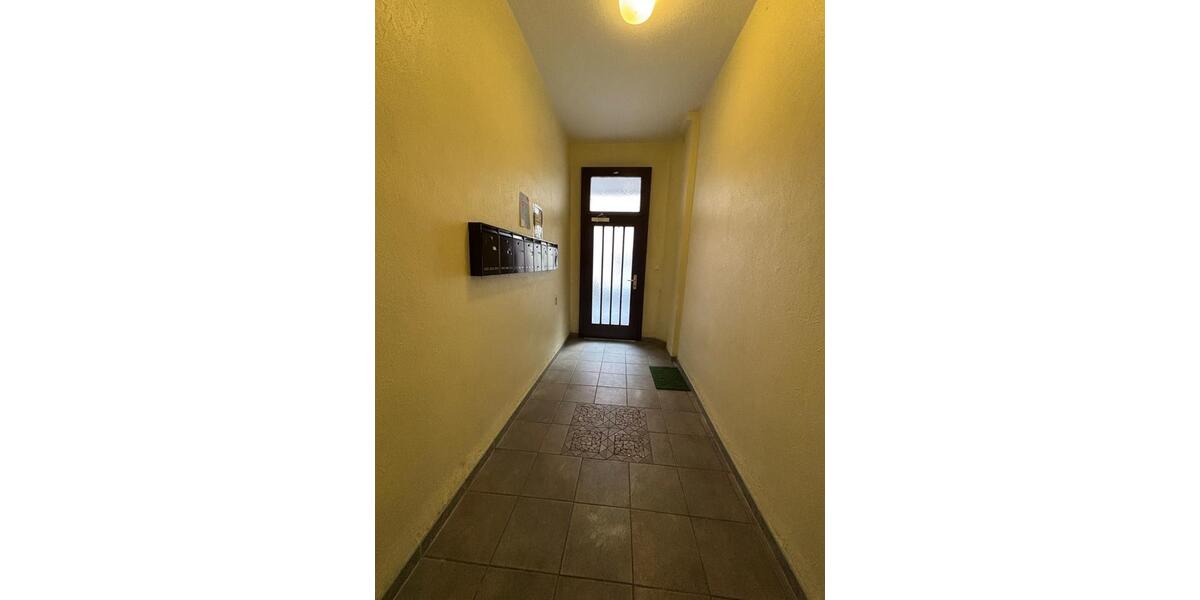 Dachgeschoßwohnung Wuppertal Arrenberg - 3 Zimmer, 68 m&sup2;, 510&euro; | Angebot:25280410