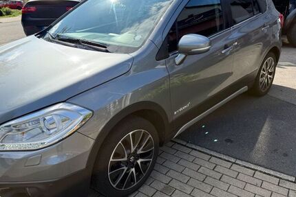 Suzuki (SX4) S-Cross