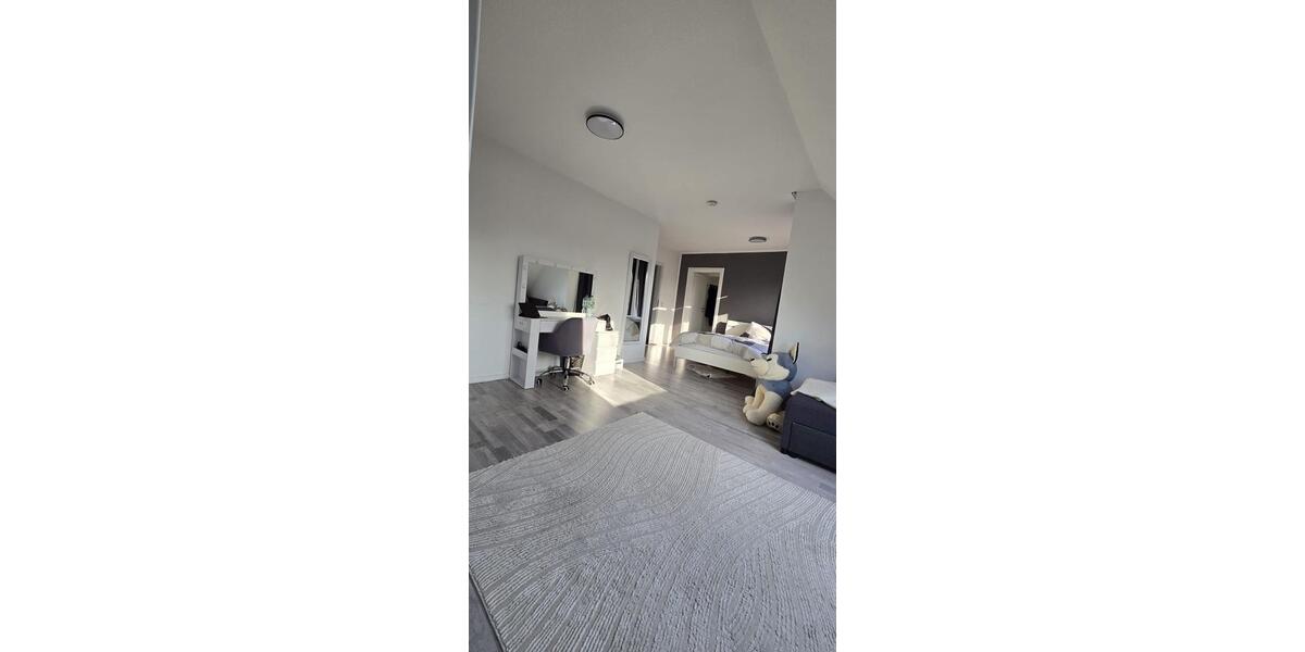 Dachgeschoßwohnung Solingen Ohligs - 2 Zimmer, 57 m&sup2;, 175.000&euro; | Angebot:25642570