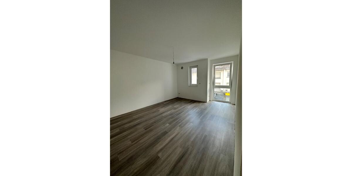 Neubauwohnung 100 qm 3Zi mit großem Balkon in Solingen-Höhscheid 3 zimmer
