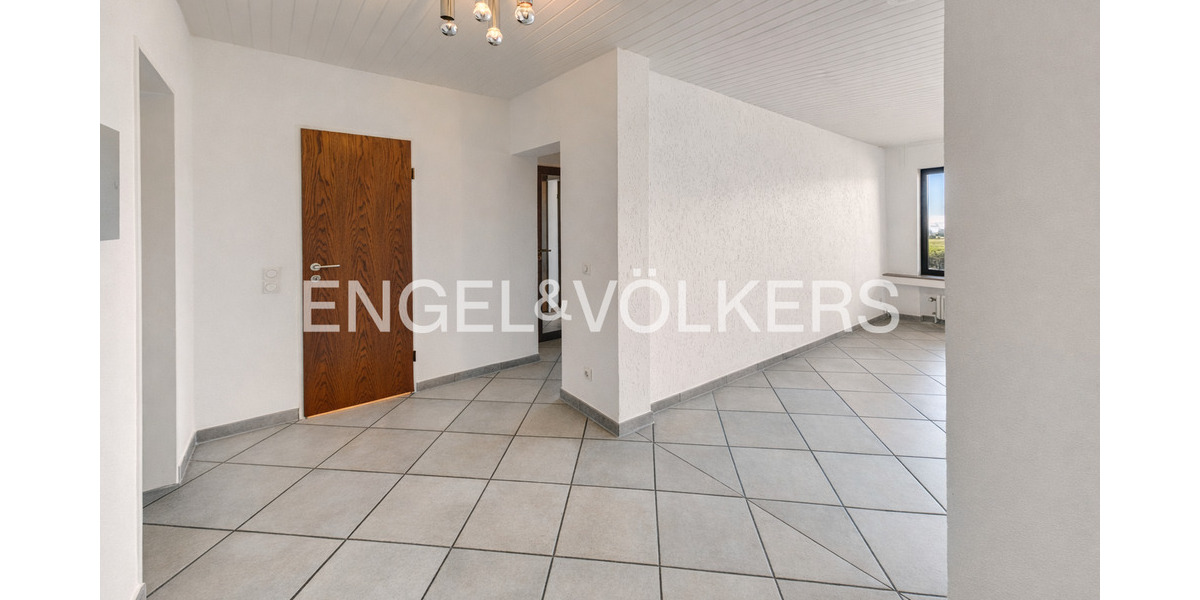 Etagenwohnung Mettmann-Metzkausen Metzkausen - 3 Zimmer, 107 m&sup2;, 290.000&euro; | Angebot:25770622