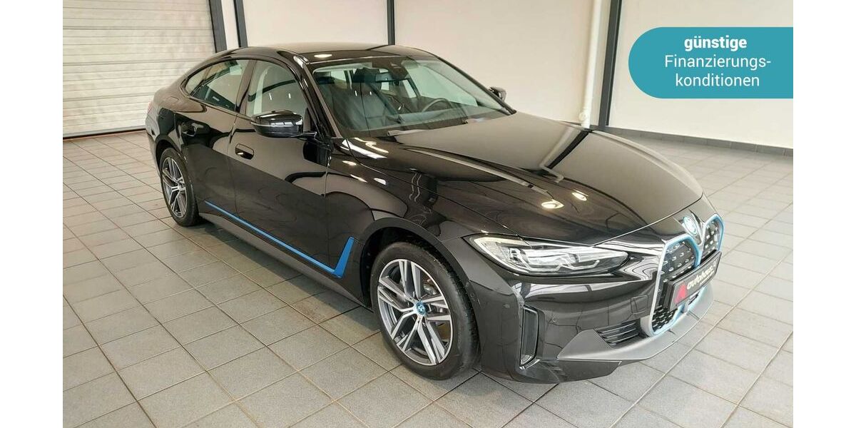 BMW i4 38.858 km 32.290 &euro; Wuppertal 42287