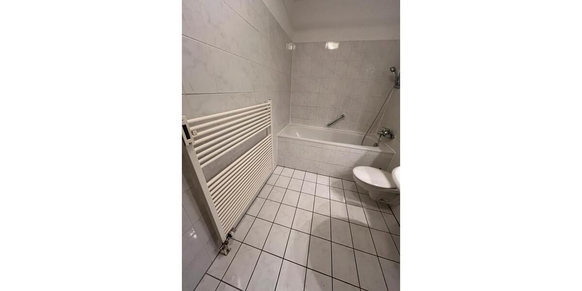 Etagenwohnung Bergisch Gladbach Paffrath - 2 Zimmer, 52 m&sup2;, 1.699&euro; | Angebot:25935360